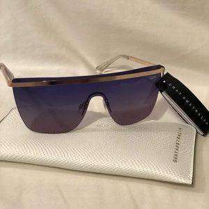 JLO GET RIGHT QUAY SUNGLASSES